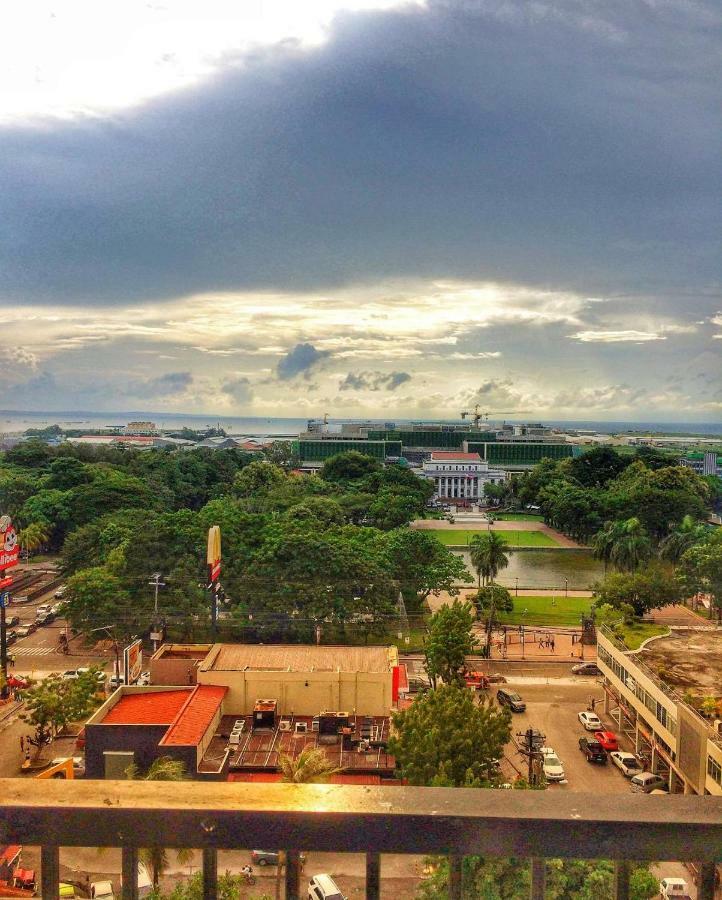 Unit 1109 Cityscape Residences Bacolod Esterno foto