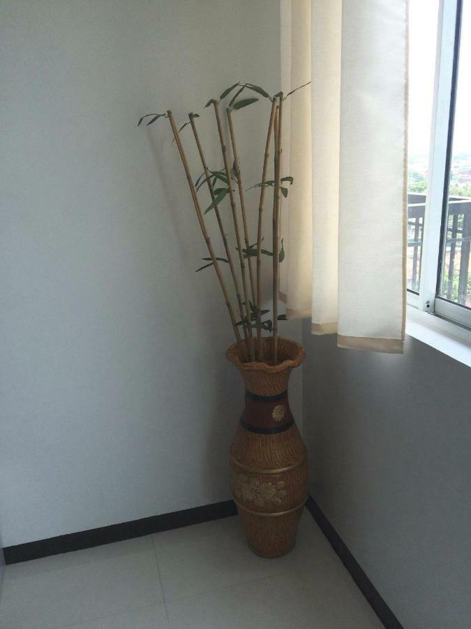 Unit 1109 Cityscape Residences Bacolod Esterno foto